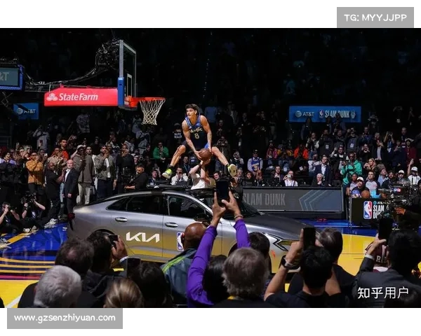 激情飞扬的空中对决 NBA扣篮大赛新星崛起与经典瞬间回顾 激情飞扬的空中对决 NBA扣篮大赛新星崛起与经典瞬间回顾